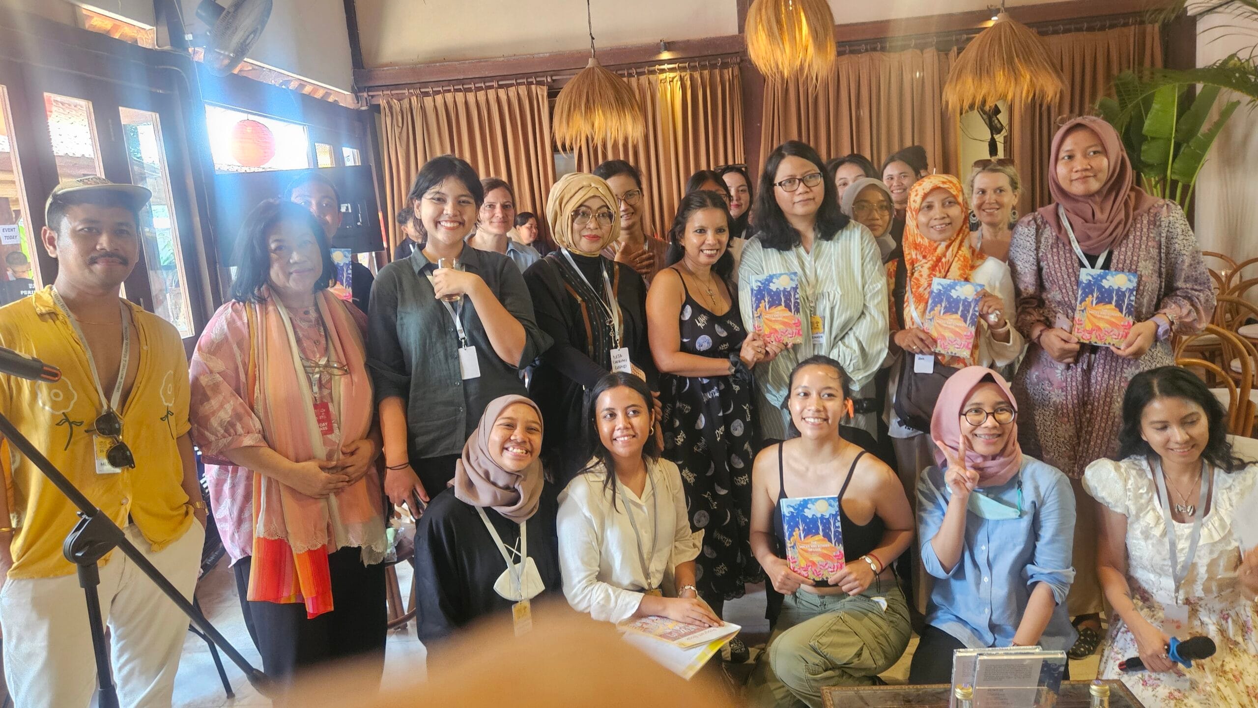 “The Voices and Echoes of Love” Buku Karya Indah P Diluncurkan Dalam Ajang UWRF 2024