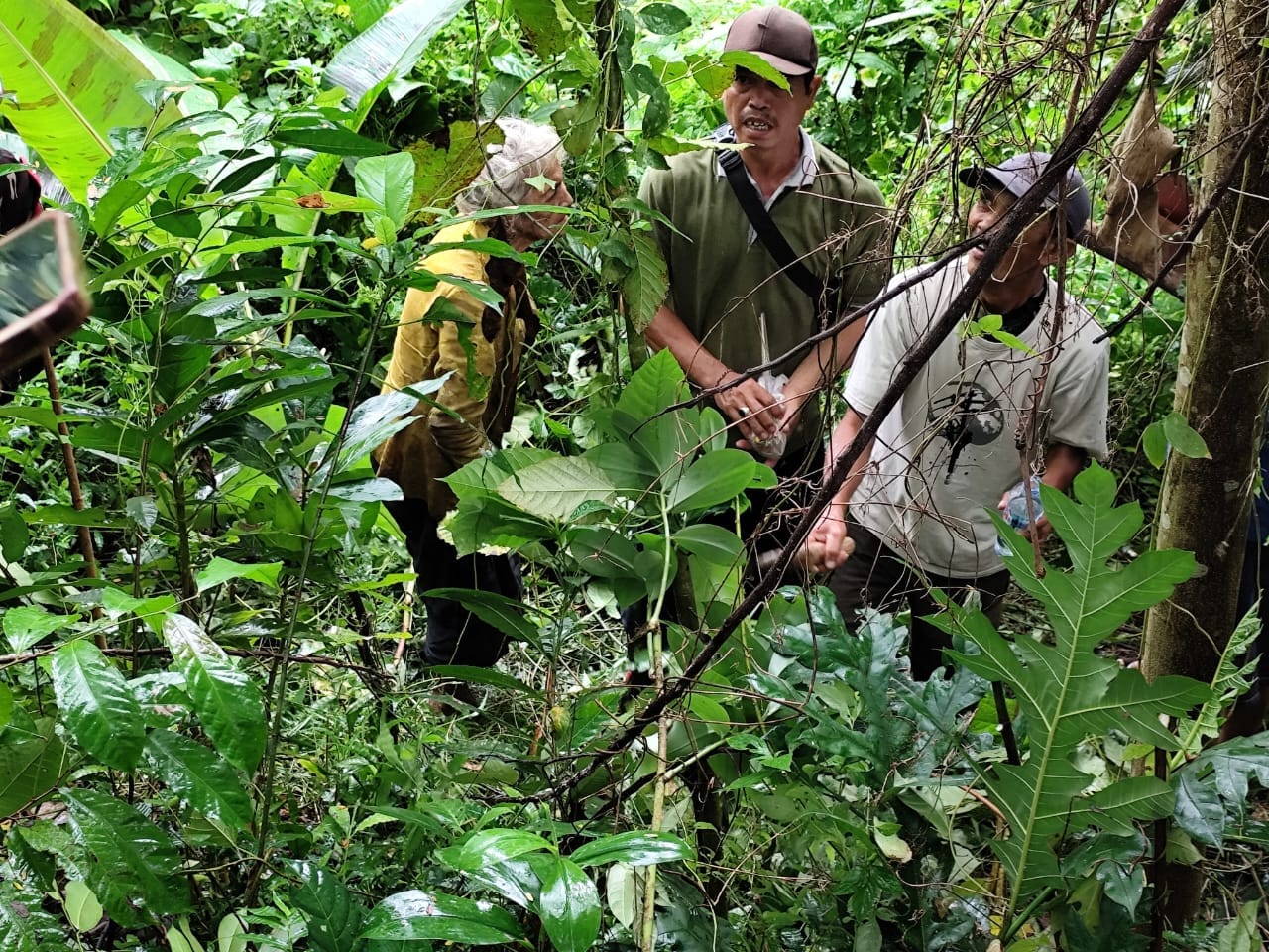 Dadong Redaning Hilang Sabtu Siang, Ditemukan Tim SAR Duduk Dirumput Ilalang