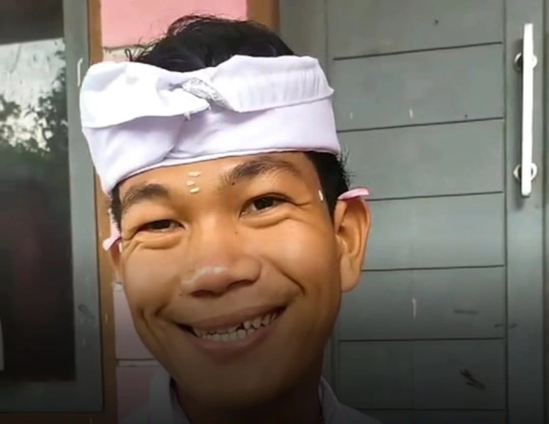 Bija (Beras di Kening) yang Digunakan “Agus Buntung”, Berikut Makna dan Penempatannya Bagi Umat Hindu