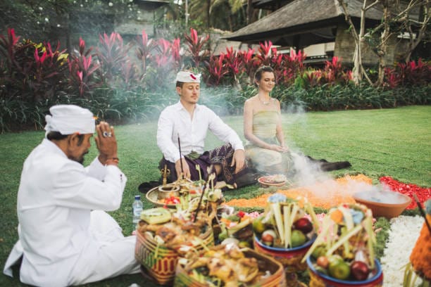 Menghitung Ramalan Jodoh Berdasarkan Wariga Bali (Primbon) Sesuai Kepercayaan Leluhur