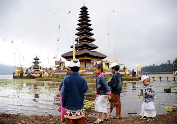 Kelahiran Soma Pon Sinta, Pandai dan Cakap Bekerja – Waspada Banyak Musuh