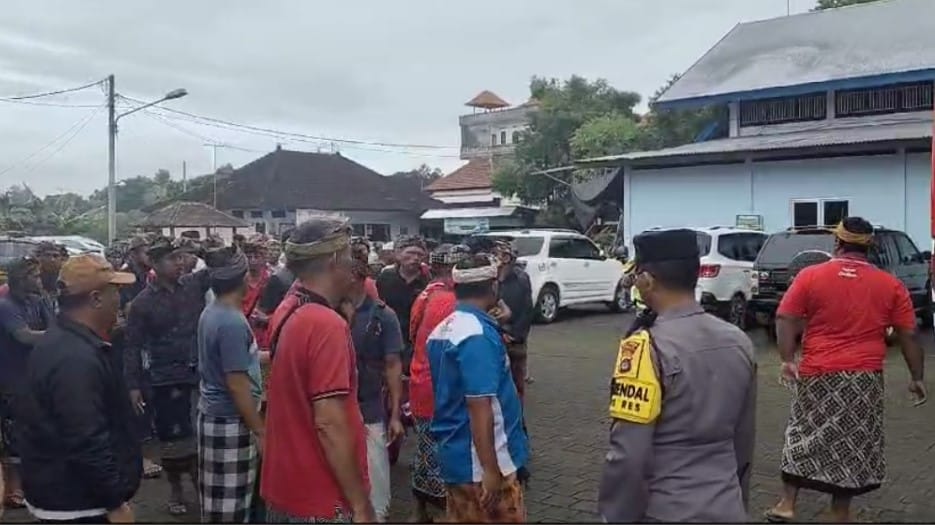 Upah Harian Sopir Angkutan Siswa Dipotong, Sopir Grudug Dinas Perhubungan Gianyar