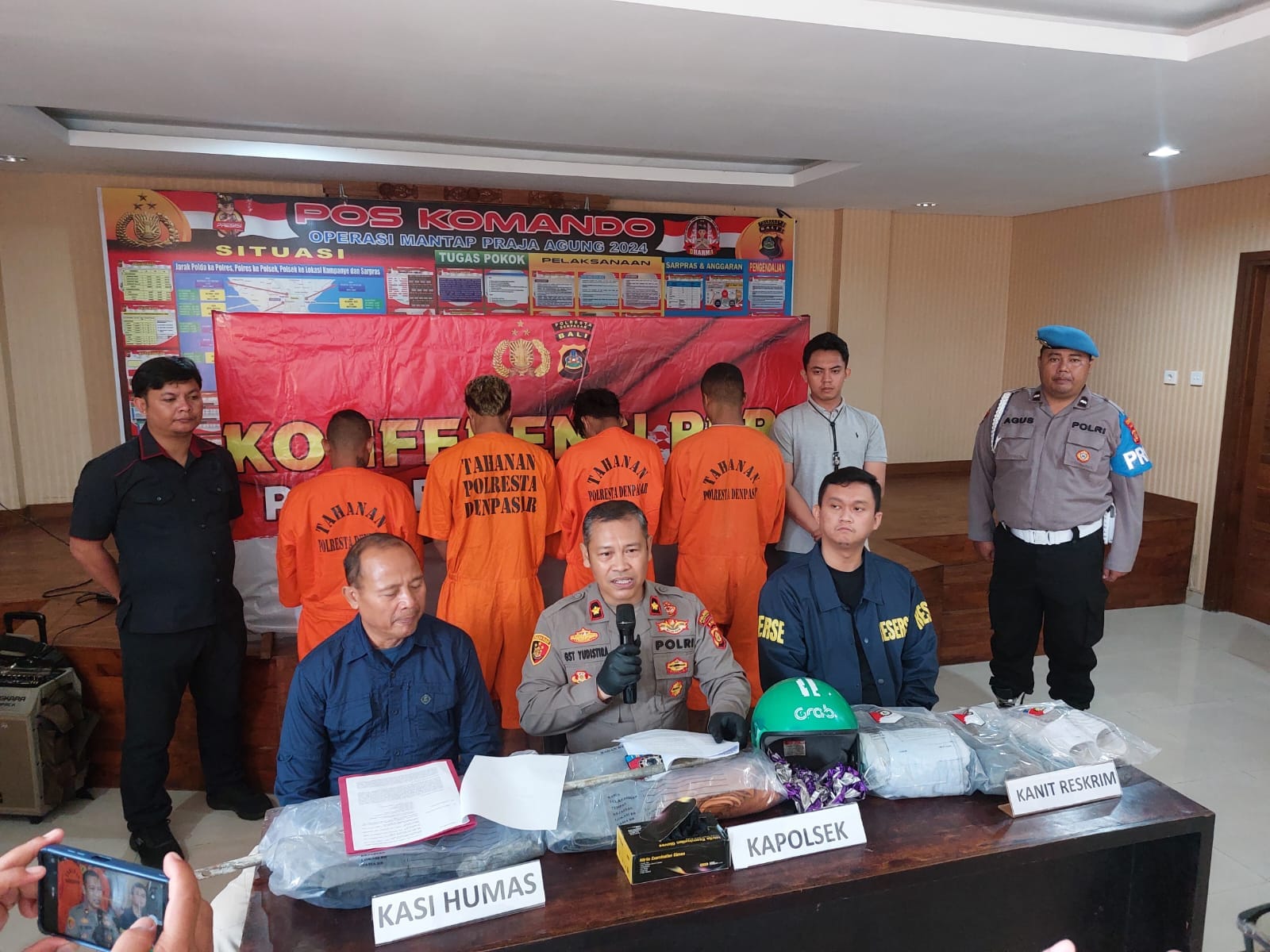 Cekcok dan Main Bacok Ditempat Hajatan di Jimbaran, Mario Terancam 5 Tahun Penjara, 3 DPO