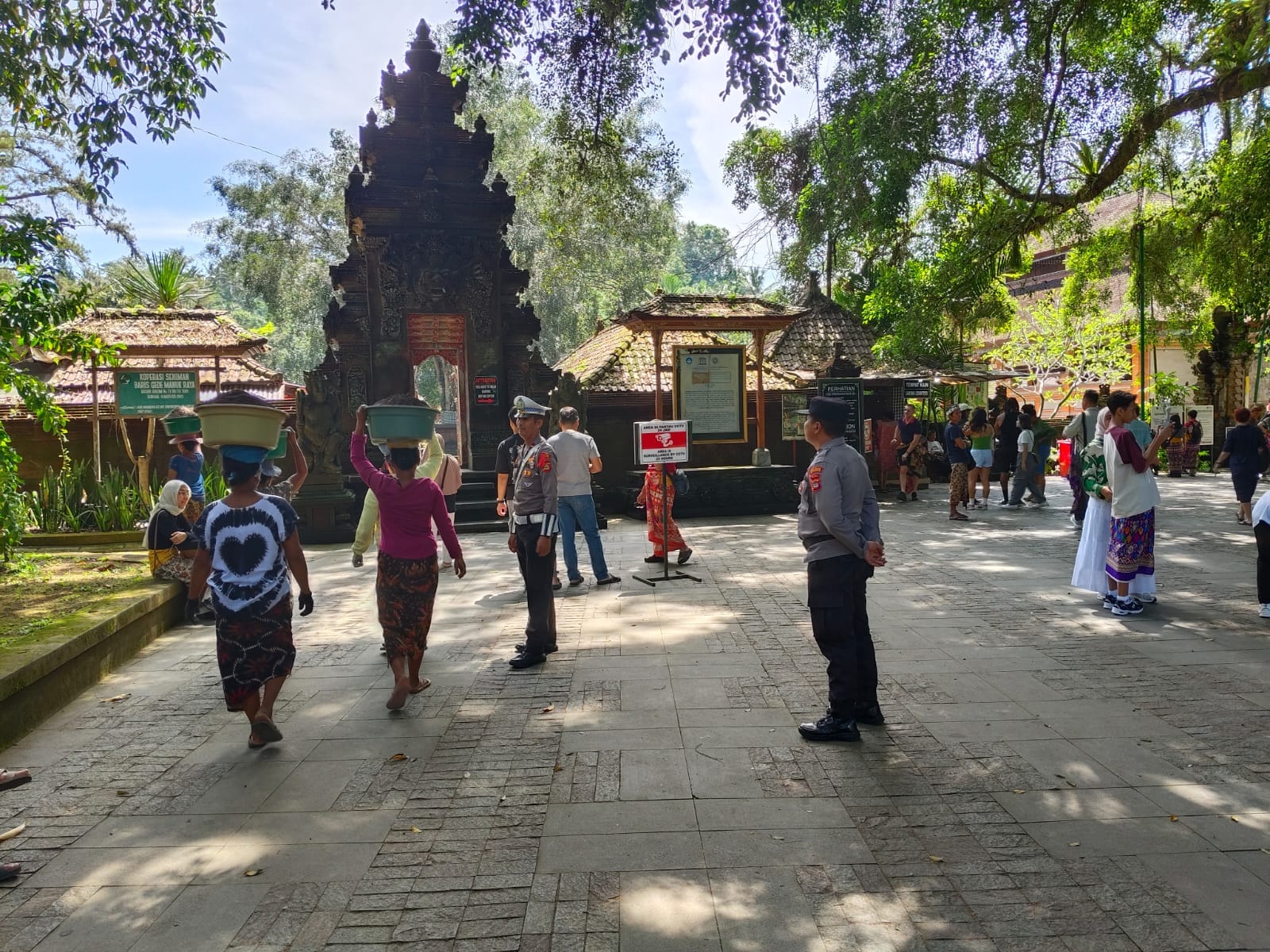 Polres Gianyar Perketat Pengamanan Destinasi Wisata Selama Libur Panjang