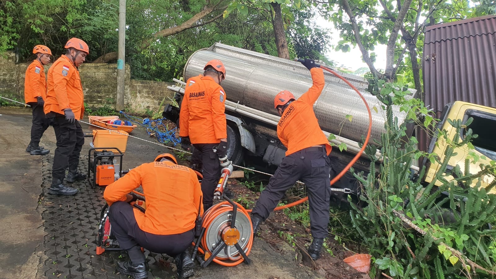 Naas, Antonius Terjepit Truk Tangki Hingga Tewas Saat Stabilkan Kendaraan di Jalan Pantai Balangan, Badung