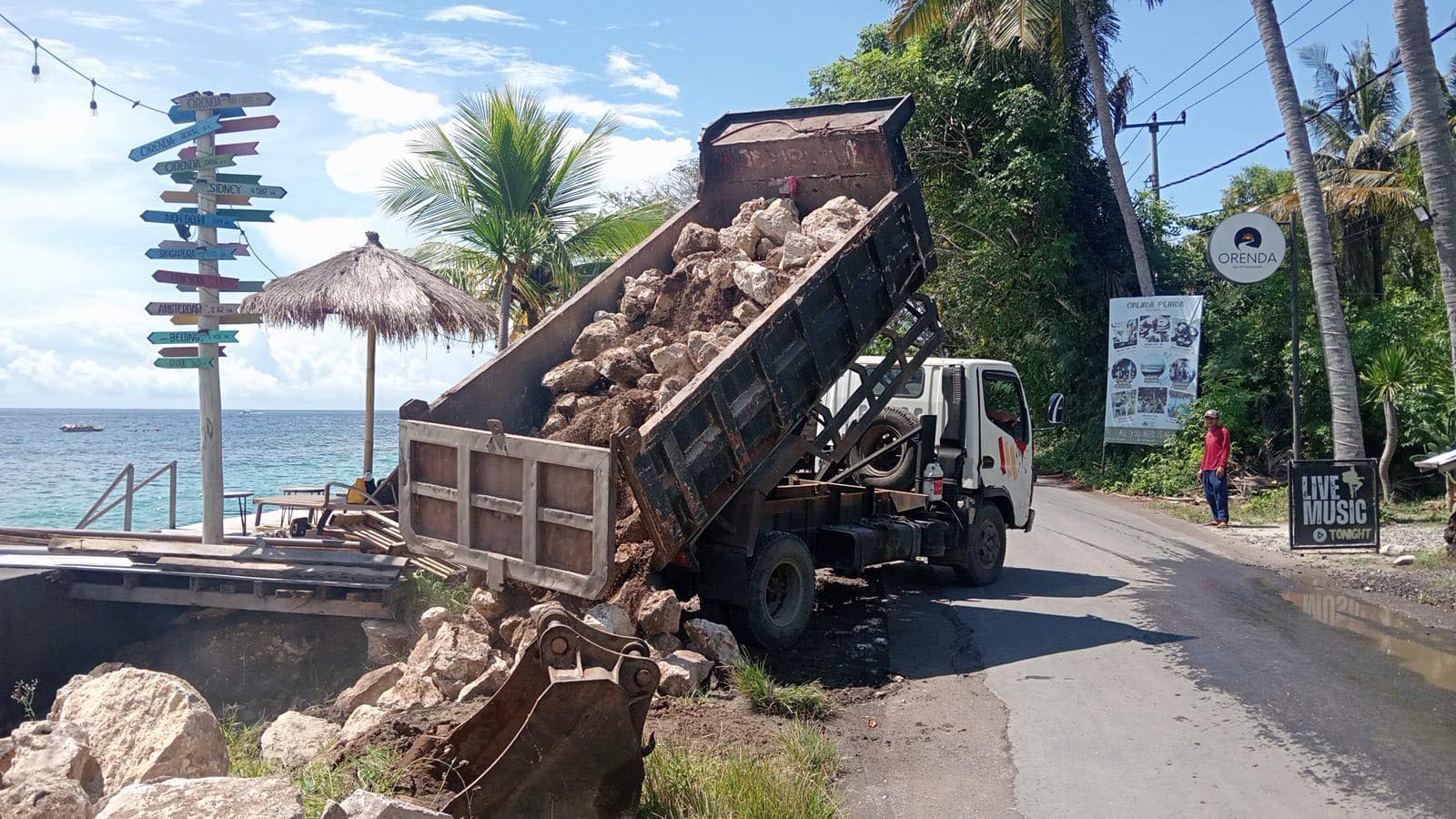Abrasi Parah, Perbaikan Tanggul Pantai Sental Nusa Penida Langsung Dikerjakan BWS