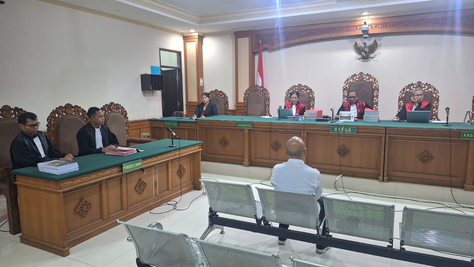 Perbekel Nonaktif Dawan Kaler Dituntut 6 Tahun Penjara atas Penyimpangan Dana BUMDes Kertha Laba