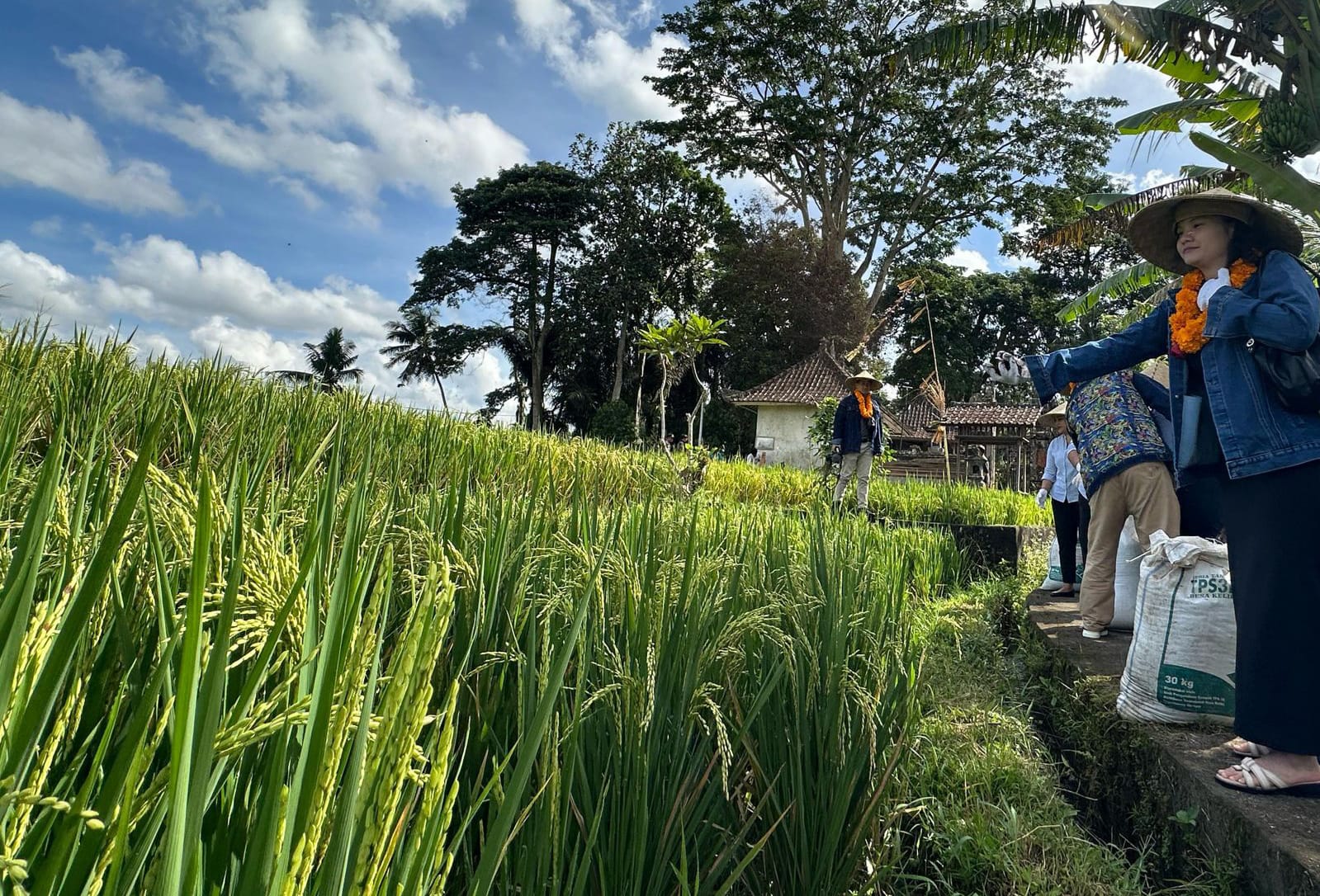 Desa Energi Berdikari Keliki  Jadi Daya Tarik Wisatawan Mancanegara