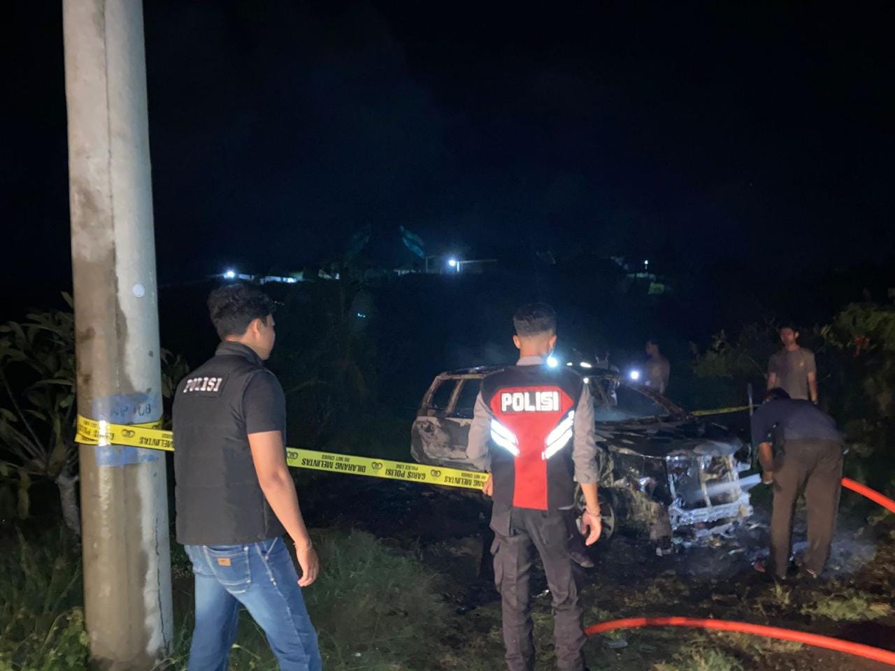 Mobil Diduga Sengaja Dibakar Gegara Parkir Dilahan Orang Lain di Nusa Penida