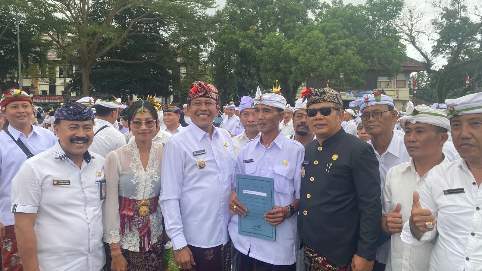 2.466 PPPK Karangasem Terima SK, Gus Par: “Ini Bukan Akhir, Tapi Awal Pengabdian”