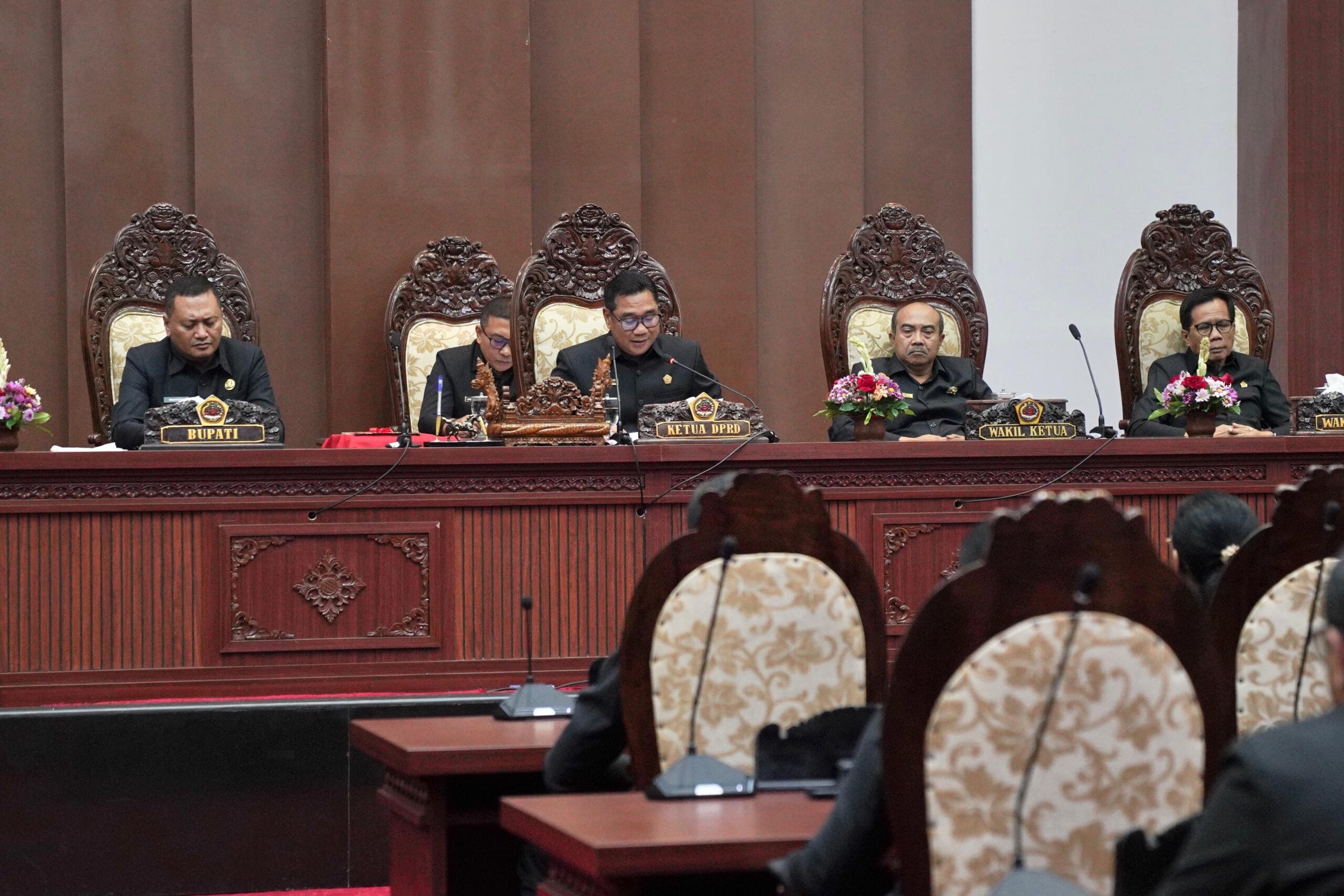 Pemkab Gianyar Pinjam Rp 838 Miliar di BPD Bali, untuk Perbaikan Jalan – Pembangunan Hutan Kota dan Perkantoran