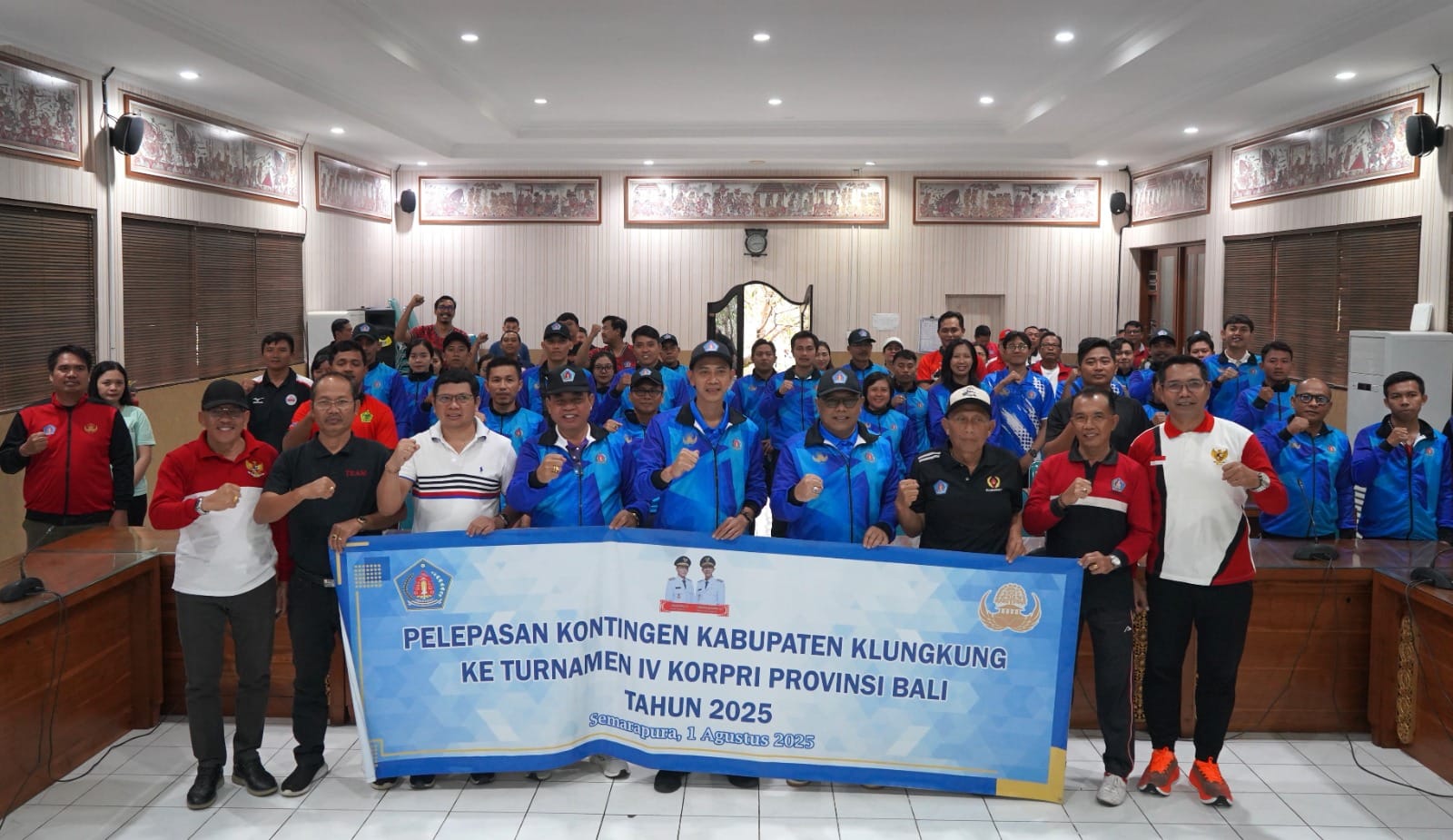 Dilepas Wabup Tjok Surya, 87 ASN Klungkung Ikuti Turnamen IV Korpri Bali 2025
