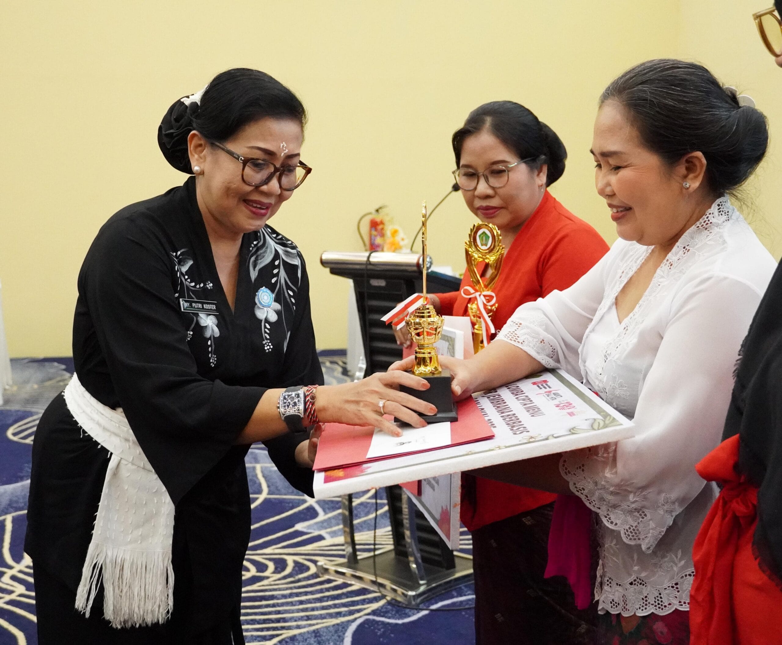 Putri Koster Dorong Pangan Lokal dan Pengelolaan Sampah di Lomba Cipta Menu Jembrana 2025
