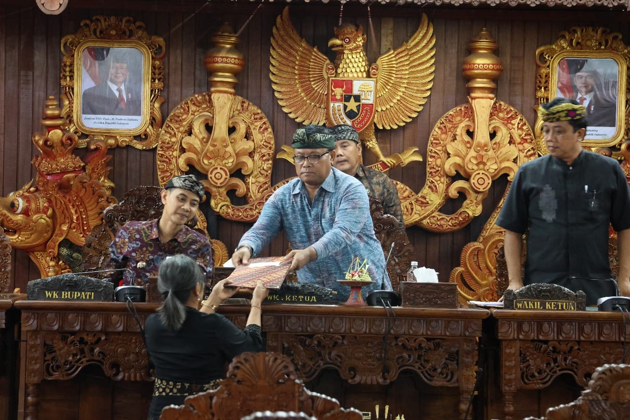 Fraksi PDI Perjuangan Soroti Kesehatan, Air Bersih, dan Layanan Publik dalam APBD Perubahan Klungkung 2025