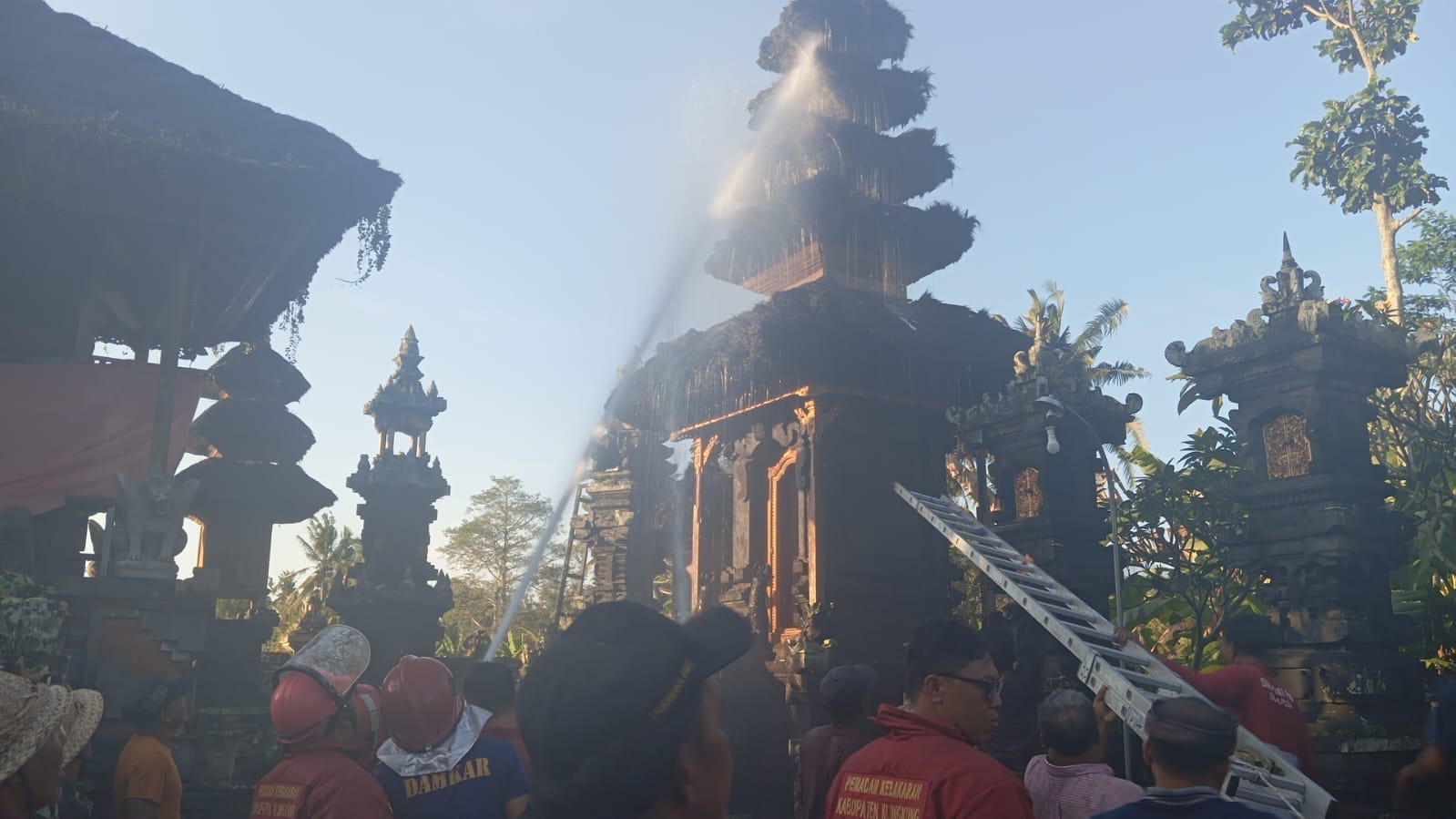 Kebakaran di Pura Penataran Paibon Pande Meranggi Klungkung, Kerugian Ratusan Juta Rupiah