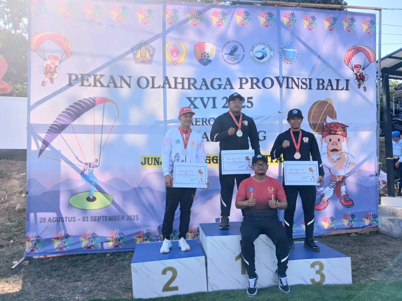 Paralayang Klungkung Sabet Juara Umum di PORPROV Bali XVI 2025