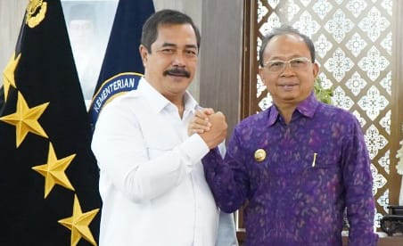 Pendapatan PWA Baru 35 Persen, Gubernur Koster Minta Dukungan Imigrasi Berantas Turis Asing Nakal