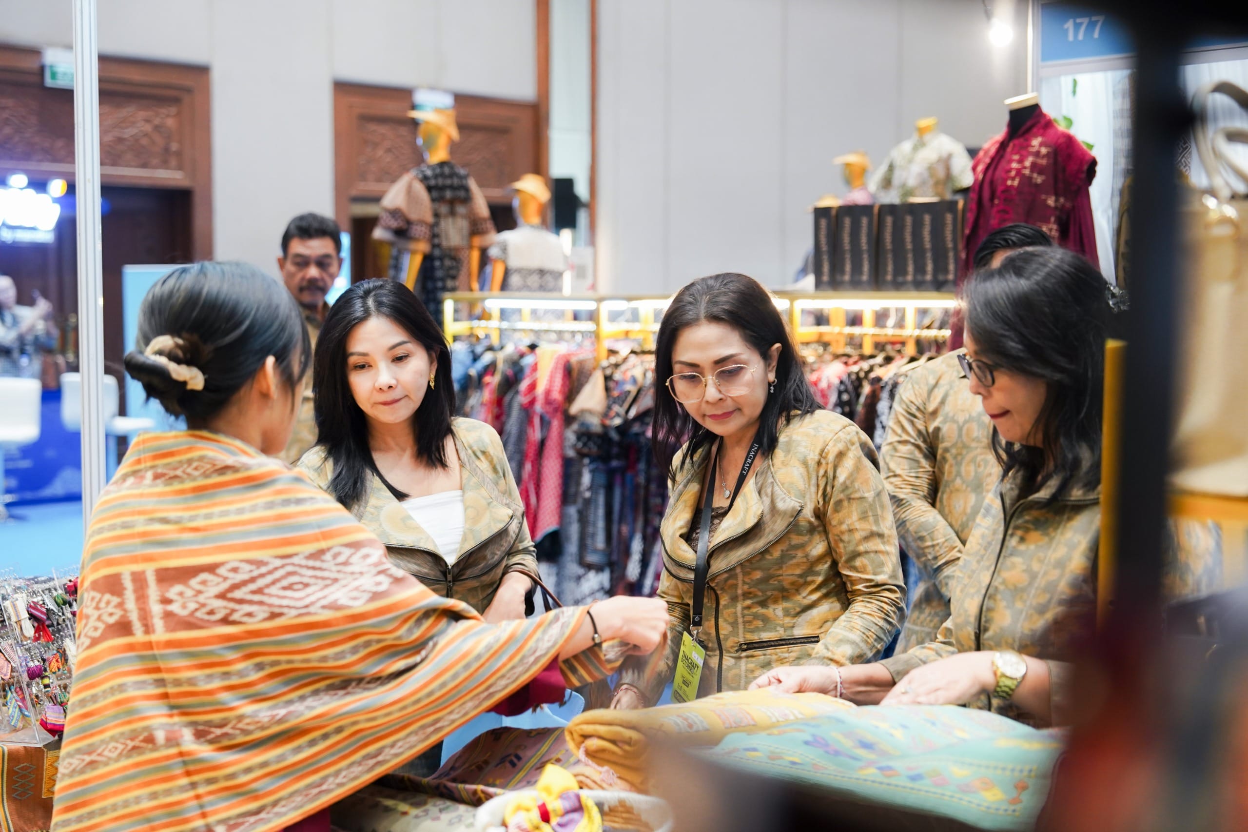 Dekranasda Badung Tampilkan Kriya Lokal di Inacraft Jakarta