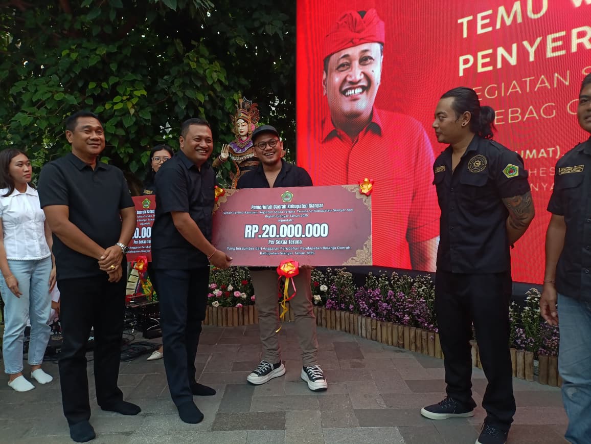 Sembringah, 488 Sekaa Teruna se-Gianyar Masing-Masing Terima Rp 20 Juta, Mahayastra Tegaskan Pemuda Agen Perubahan