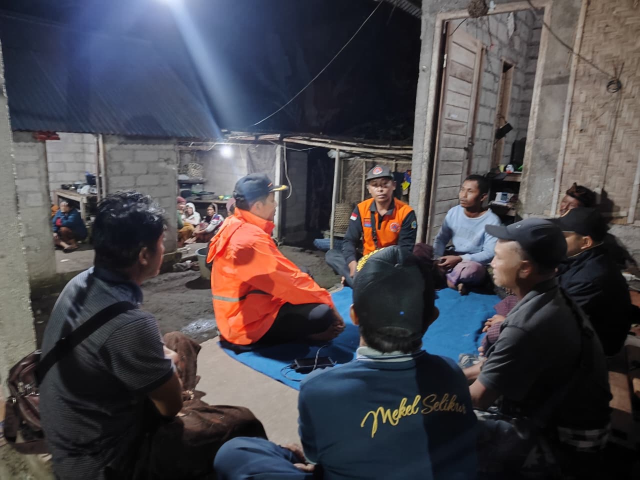 Main di Bawah Pohon Mangga, Anak 8 Tahun Meninggal Tersambar Petir di Karangasem