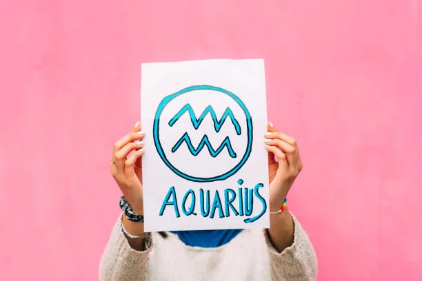 Horoskop 2026: Aquarius Didorong Adaptasi, Peluang Terbuka di Akhir Tahun