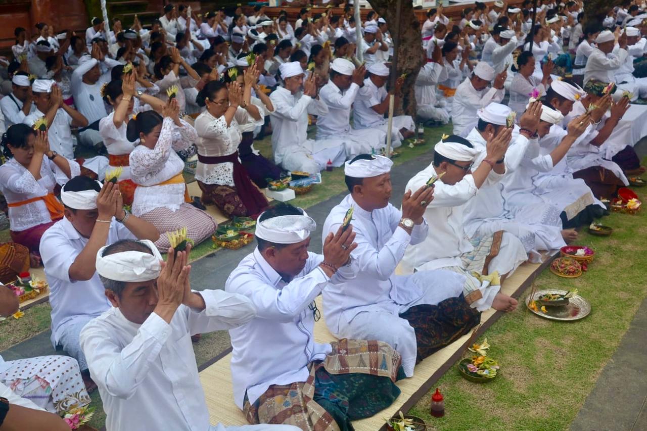 Pemkot Denpasar Gelar Persembahyangan Siwaratri, Momentum Introspeksi Diri Umat Hindu