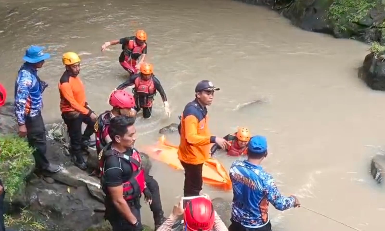 Tim SAR Temukan Korban Terakhir Banjir Bandang Tabanan