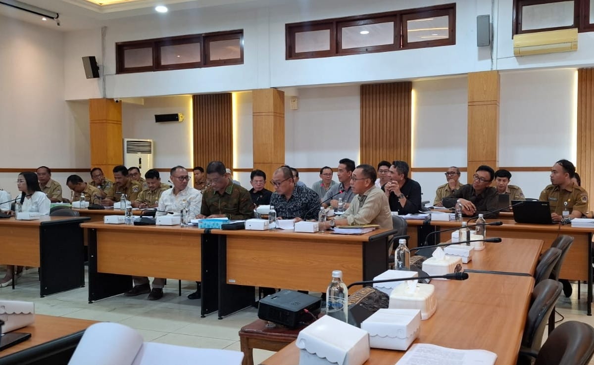 Tantangan DPRD Klungkung Loloskan Bunga Cempaka Sebagai Maskot Kabupaten Klungkung