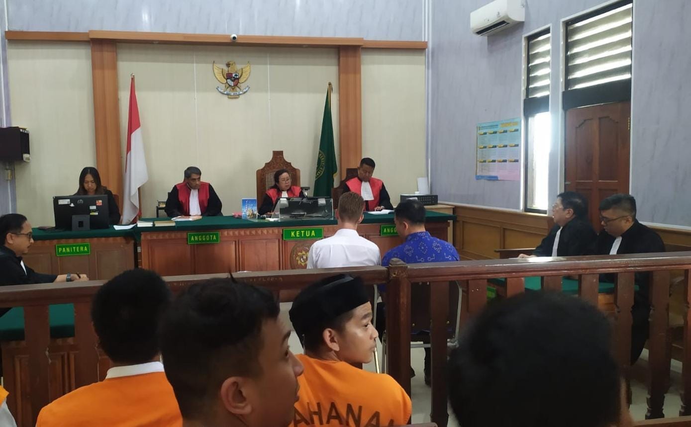 Selundupkan 1,3 Kg Kokain dari Spanyol ke Bali, WN Inggris Kial Garth Dituntut 11 Tahun Penjara