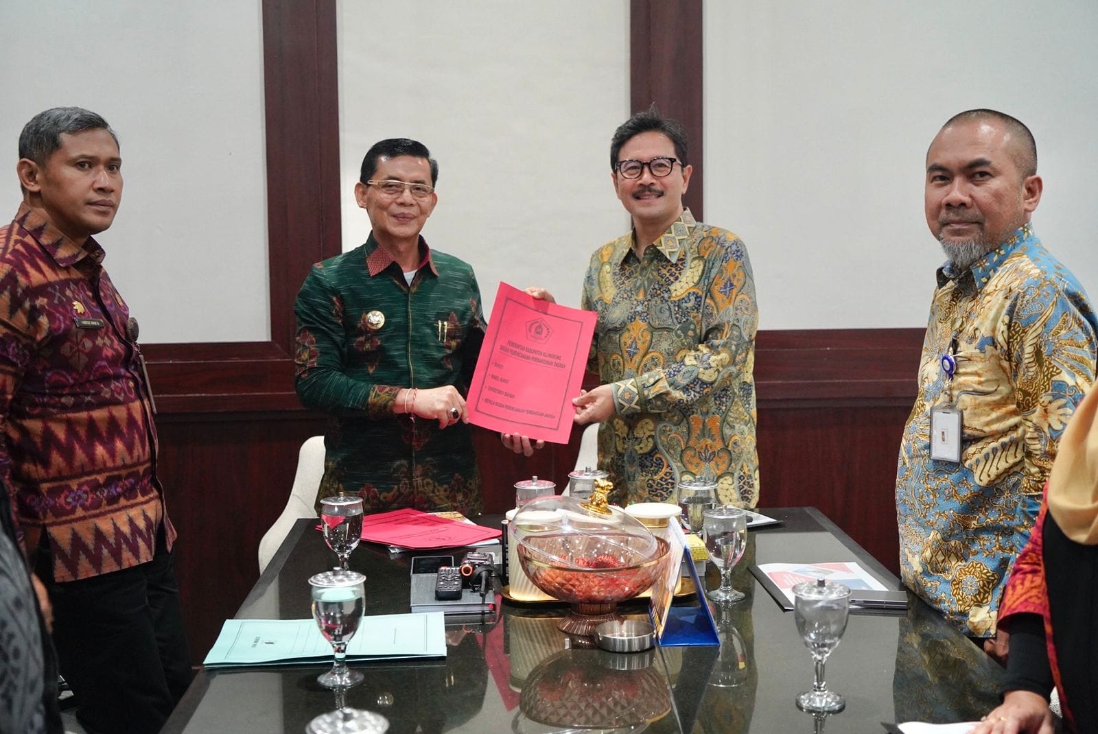 Kebut Pembangunan, Bupati Klungkung Lobi PT SMI untuk Pinjaman Daerah: Fokus Nusa Penida