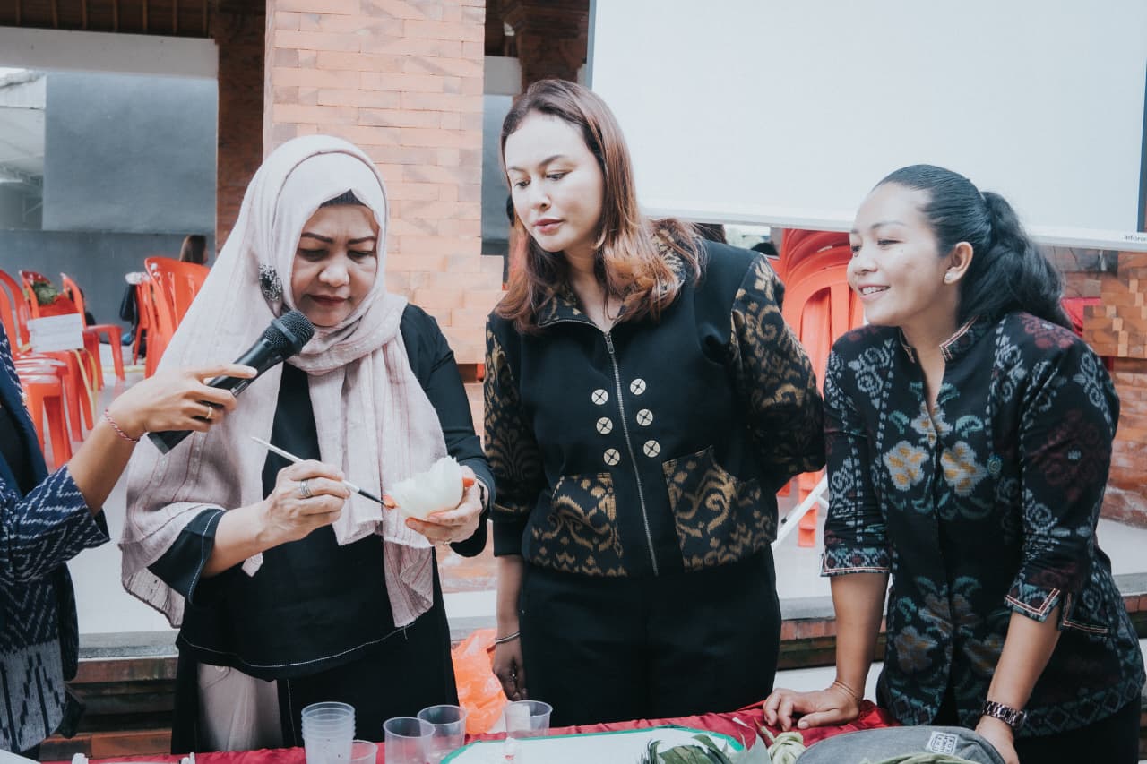 Sentuhan Magis ‘Master’ Eny Kojiro di Darmasaba, Ubah Buah Jadi Cuan Bersama GOW Badung