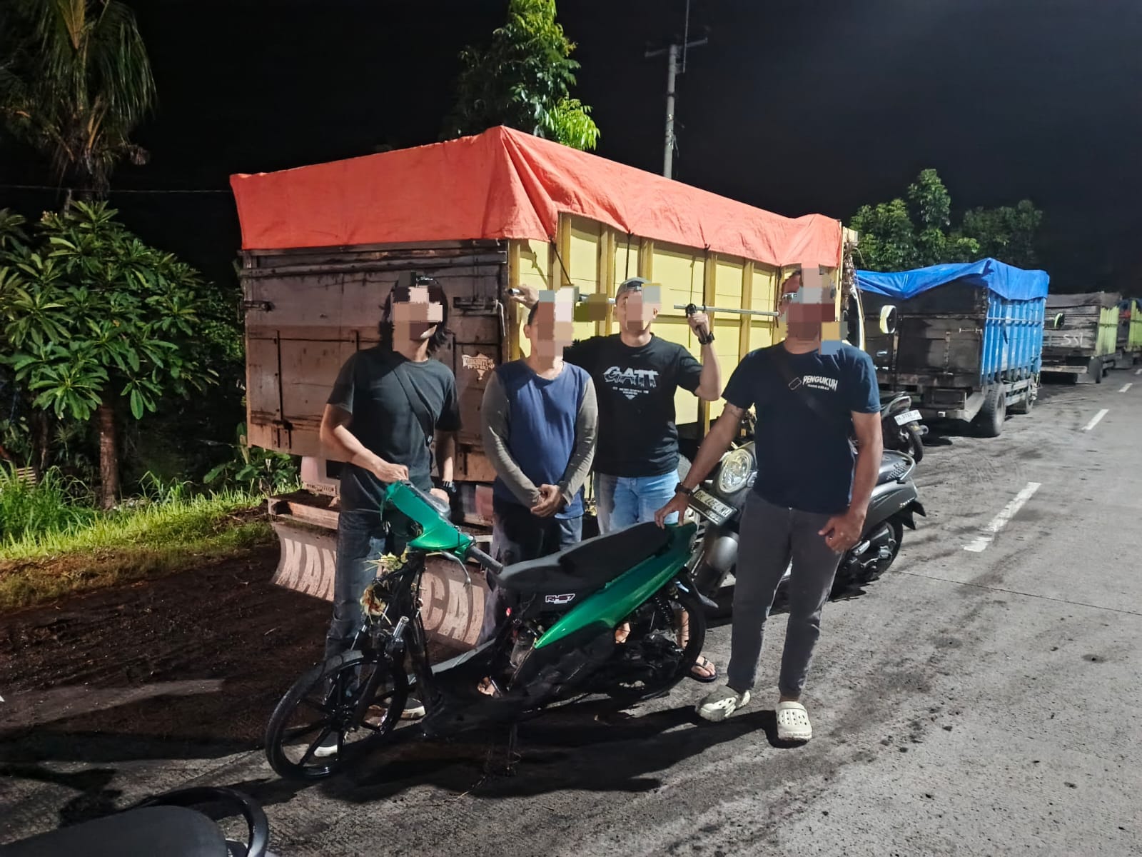 Kocar-kacir! Joki Balap Liar Jembatan Merah PKB Kabur ke Parit Saat Digerebek Polisi