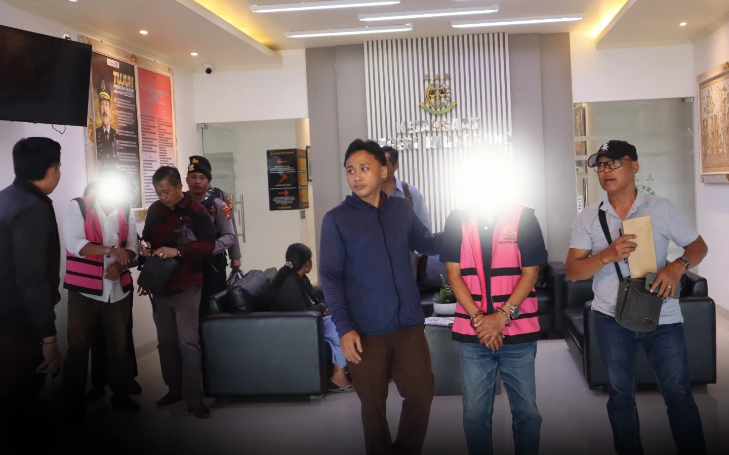 Geger! Kakak dan Ipar Mantan Kades di Klungkung Ditahan, Kasus Korupsi BUMDes Rp1,7 M