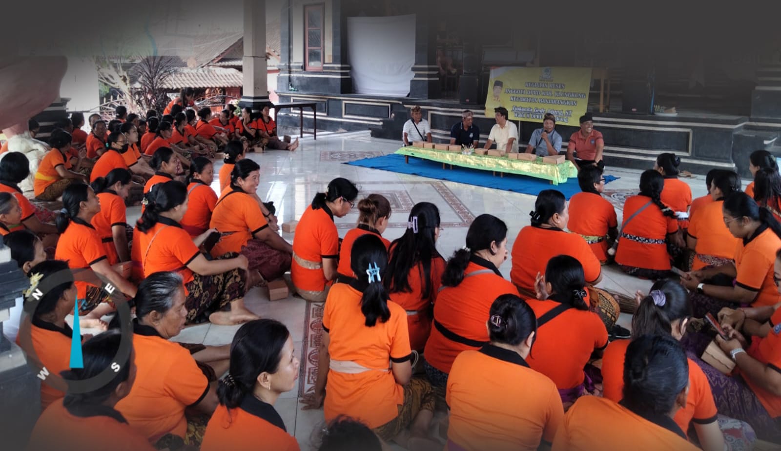 Reses di Takmung, Tjok Gede Agung Diberondong Masalah Sampah dan Pemberdayaan PKK