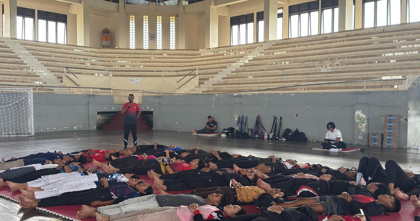 Menembus “Mental Block” : Mengapa Atlet Hebat Bisa Gagal di Arena dan Bagaimana Sains Memperbaikinya