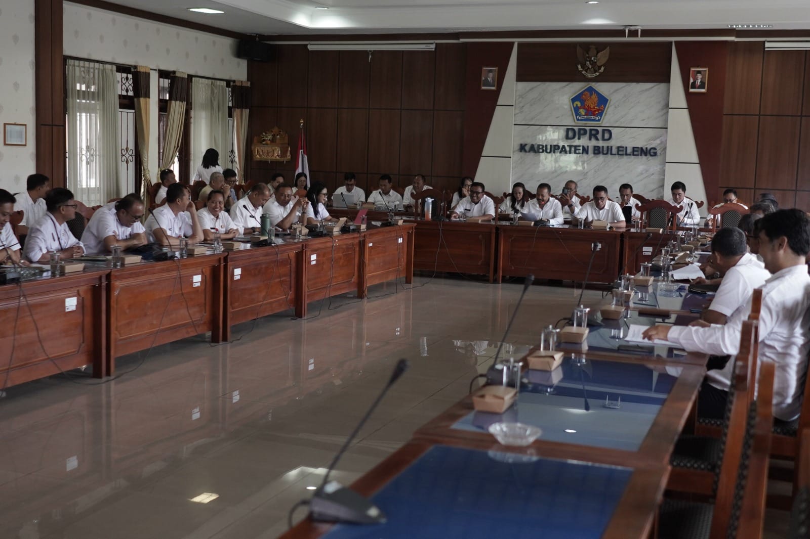 Ketua DPRD Buleleng Cium Anomali: Angka Kemiskinan Turun, Tapi Anggaran Iuran Kesehatan Malah Bengkak!