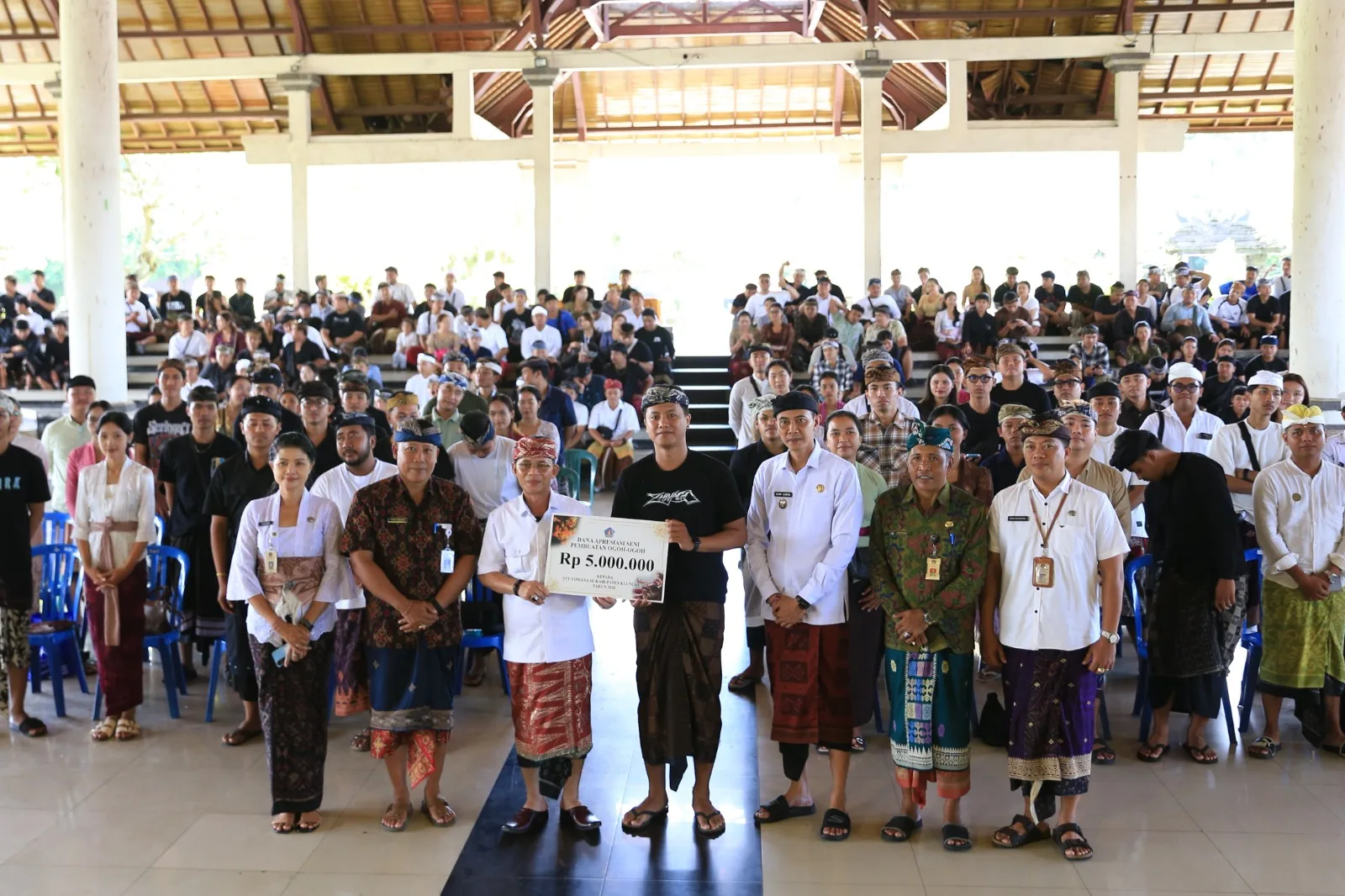 Bupati Satria Cairkan Rp 1 Miliar Lebih Buat Ogoh-ogoh di Klungkung, Tiap STT Dapat Segini