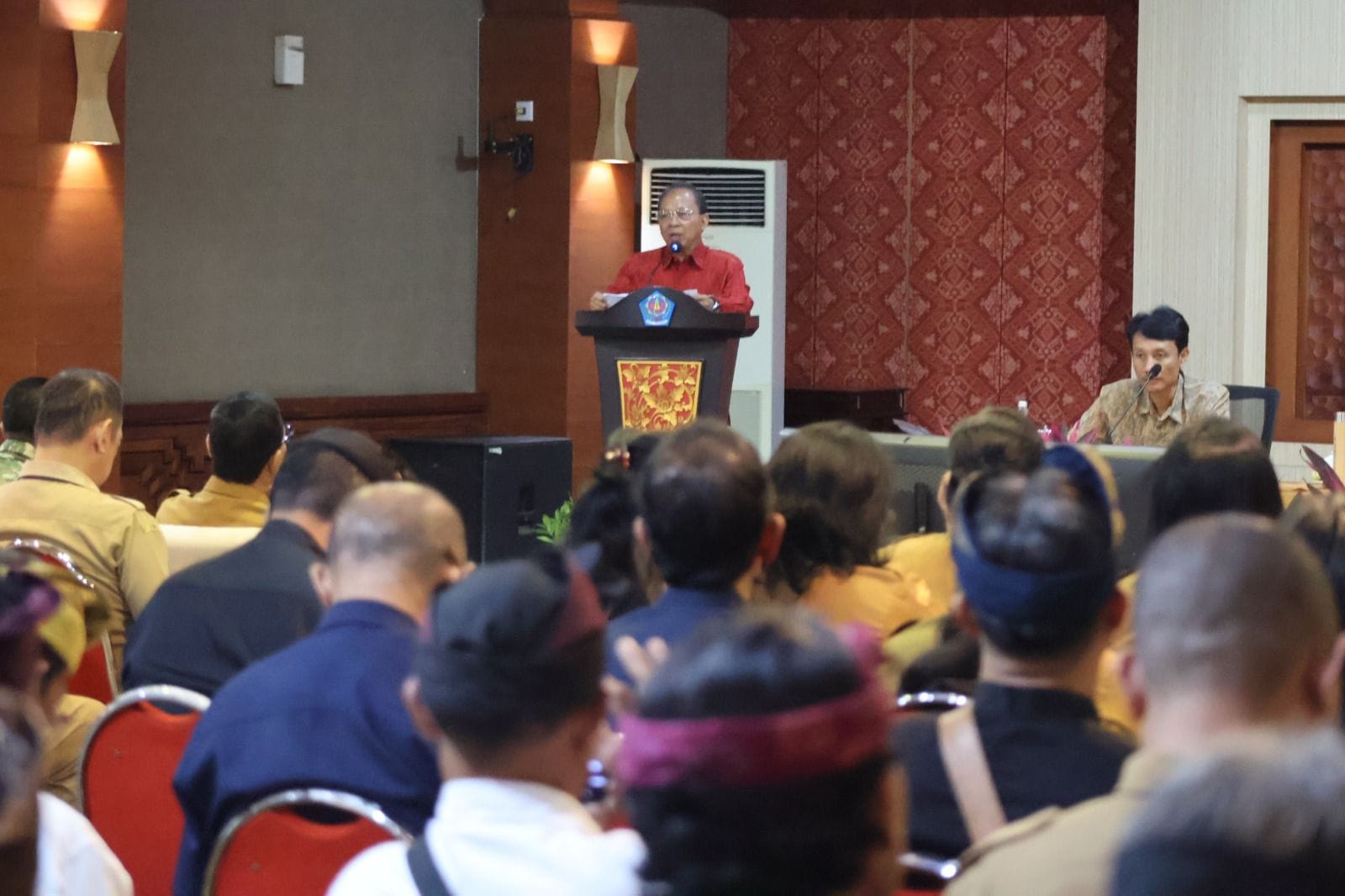 Ultimatum Gubernur Koster: 31 Maret Sampah Organik Harus Beres di Desa, Jangan Tunggu Jadi Tersangka !