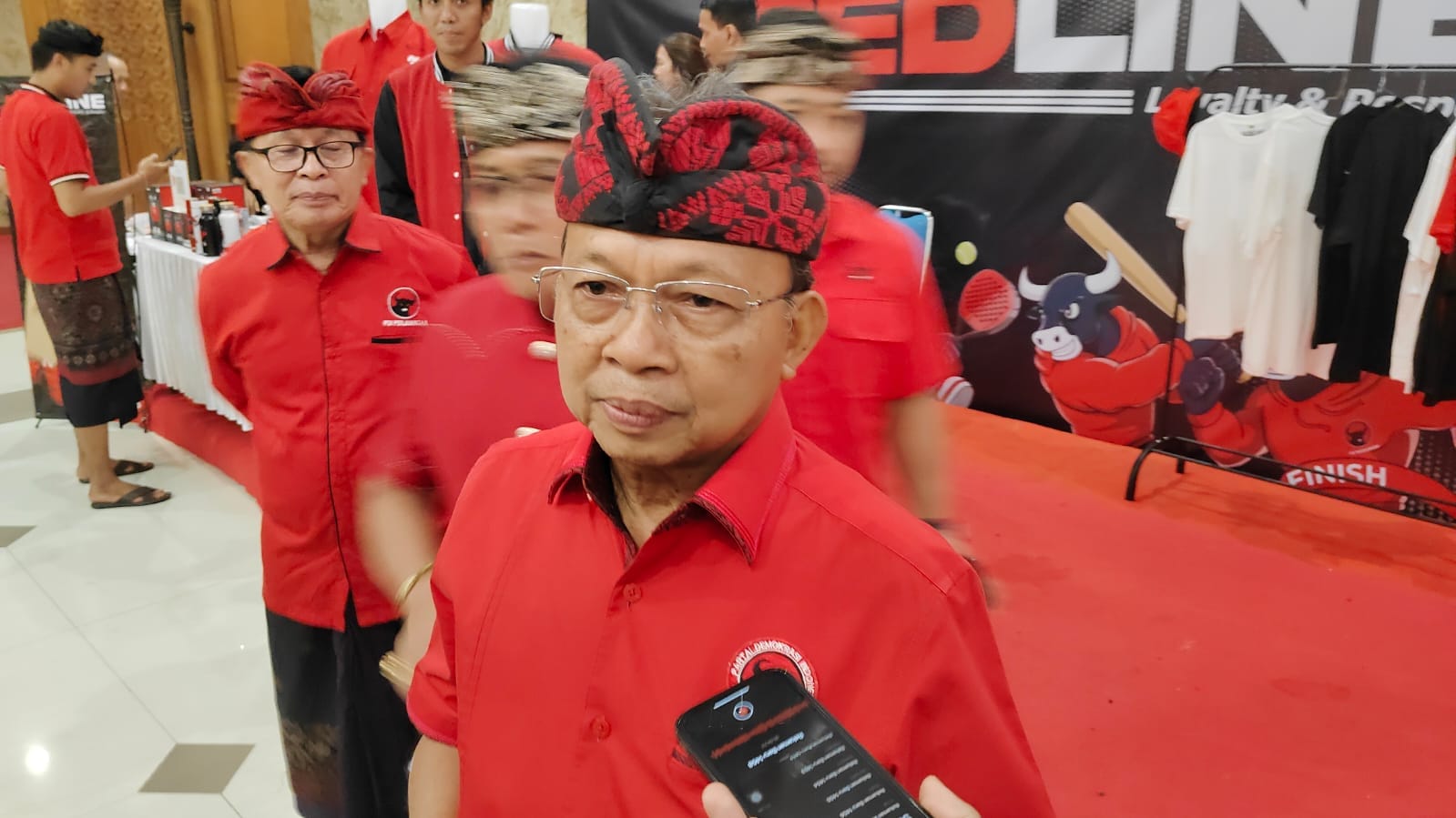 Giri Prasta Larang Kader Bikin ‘Blok’ di Internal, Wayan Koster Kukuhkan 3.535 Pengurus PDIP Badung hingga Akar Rumput