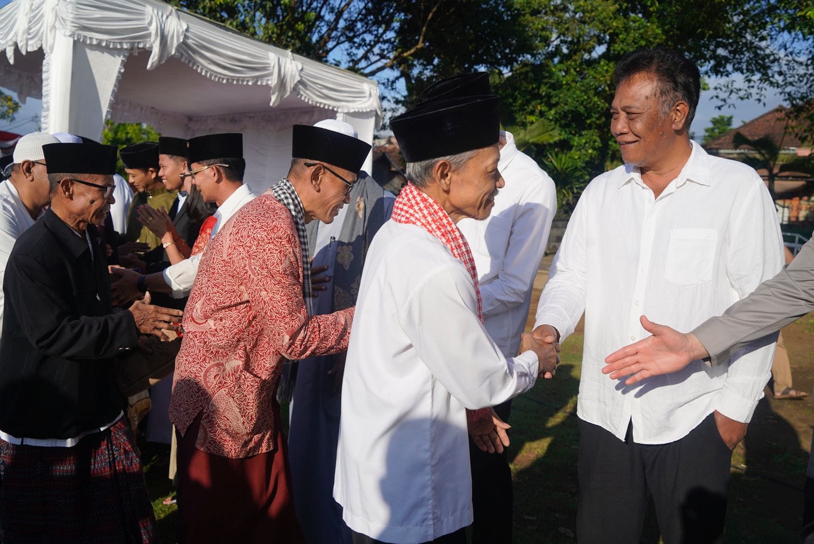 Gung Anom Puji Toleransi Klungkung : Nyepi Khidmat – Lebaran Hangat, Bukti Warisan Kerajaan Masih Terjaga