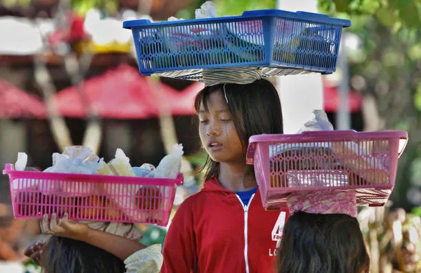 Sering Melamun tapi Ambisius, Benarkah Weton Sukra Paing Ugu Punya ‘Laku Surya’? Ini Penjelasannya!
