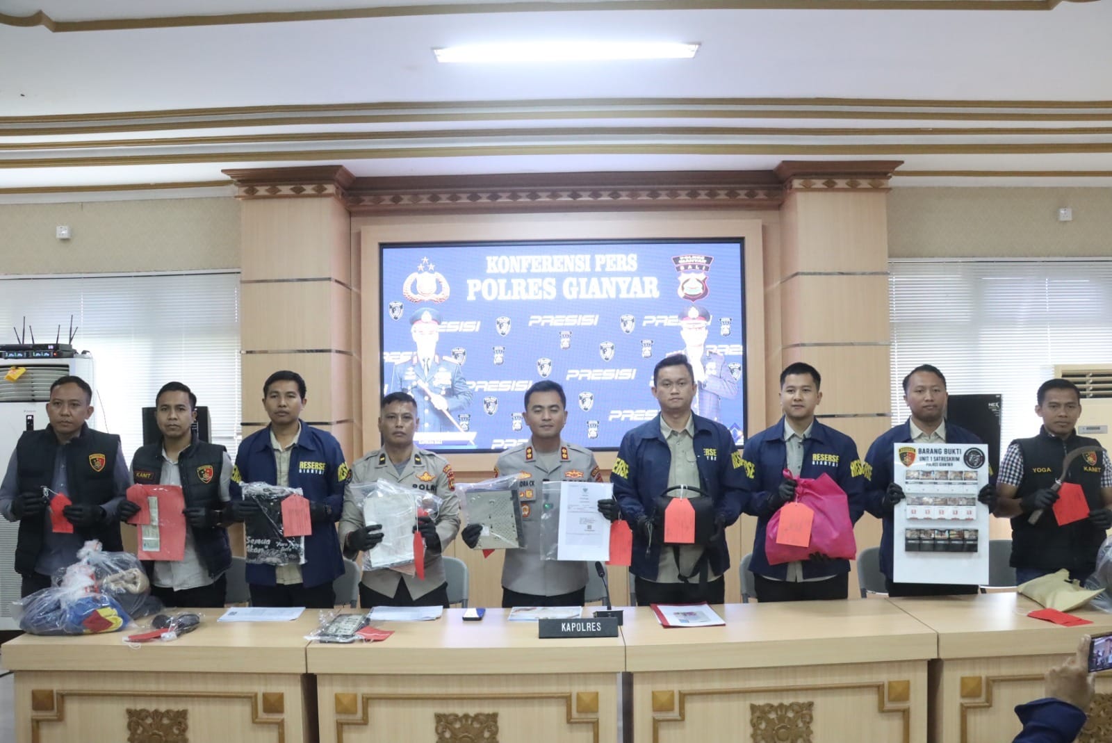 Miris! Anak Usia 13 Tahun Jadi Pemandu Lagu di Gianyar, Pemilik Cafe dan Sang ‘Mami’ Segera Diseret ke Meja Hijau