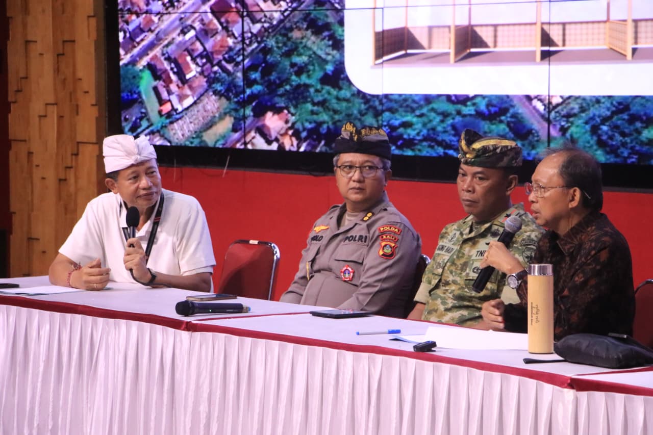 Tangkil ke Besakih Lebih Nyaman! Ada Shuttle Listrik Gratis 24 Jam dan Aturan Ojek Resmi Rp10 Ribu