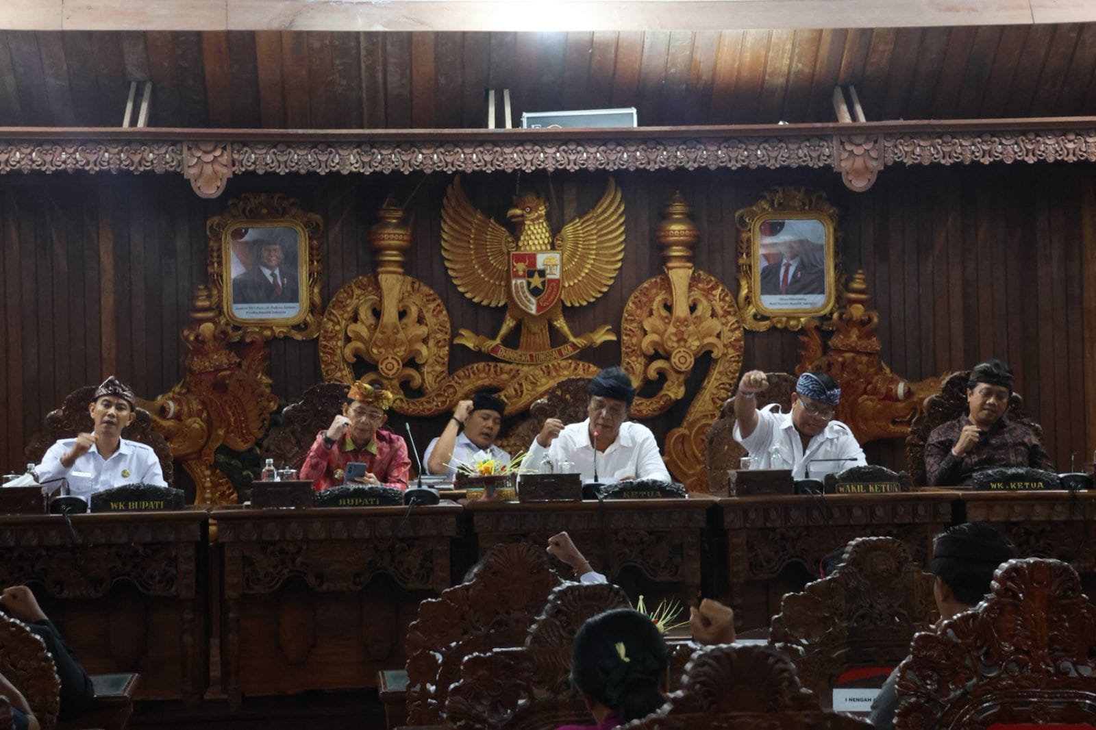 Target Pajak Meleset hingga Isu Kebocoran Retribusi, DPRD Klungkung Beri Catatan Merah untuk LKPJ 2025