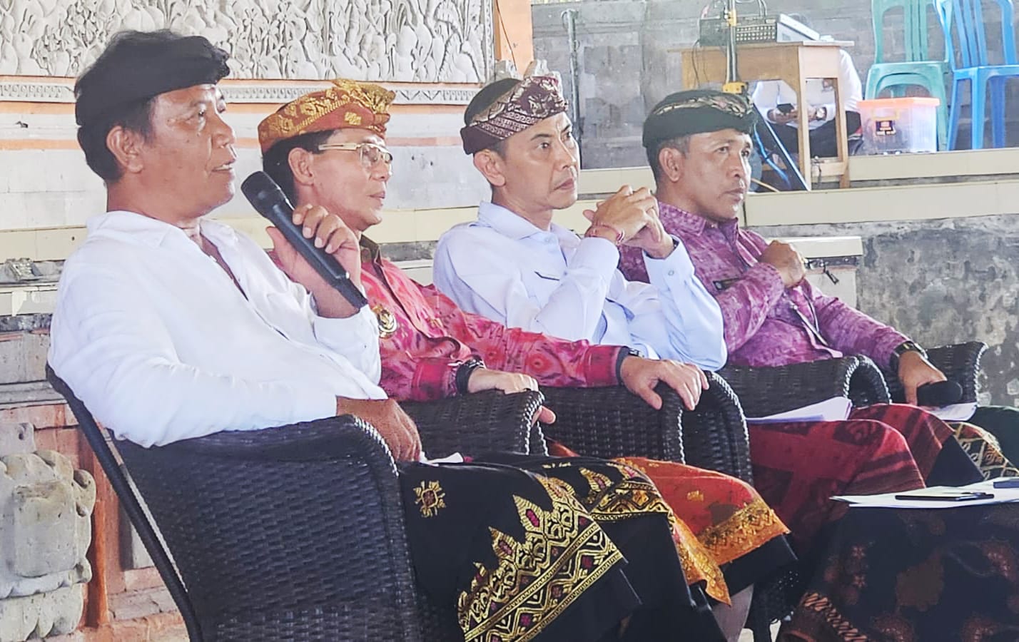 Ketua DPRD Klungkung : Hibah Bansos Bukan Urusan Politik, tapi Meringankan Beban Adat Krama
