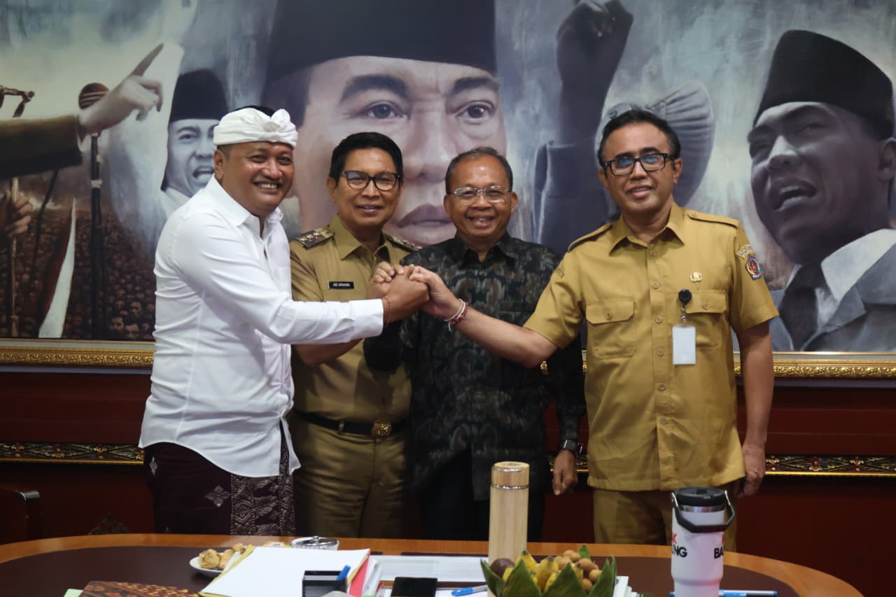 Wujudkan Pemerataan, Gubernur Koster Satukan Tiga Daerah Penyangga untuk Geber 22 Proyek Strategis