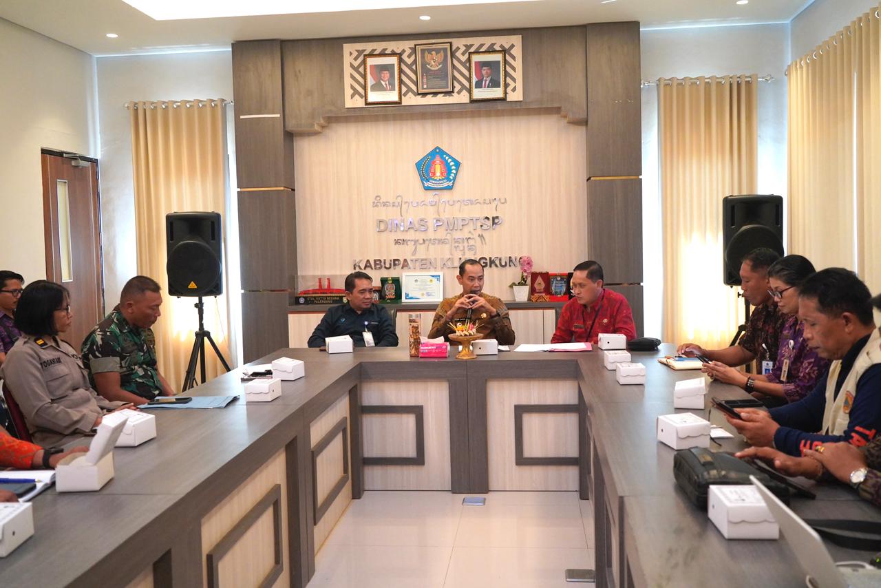 Call Center 112, Solusi Darurat Gratis bagi Warga dan Wisatawan di Klungkung