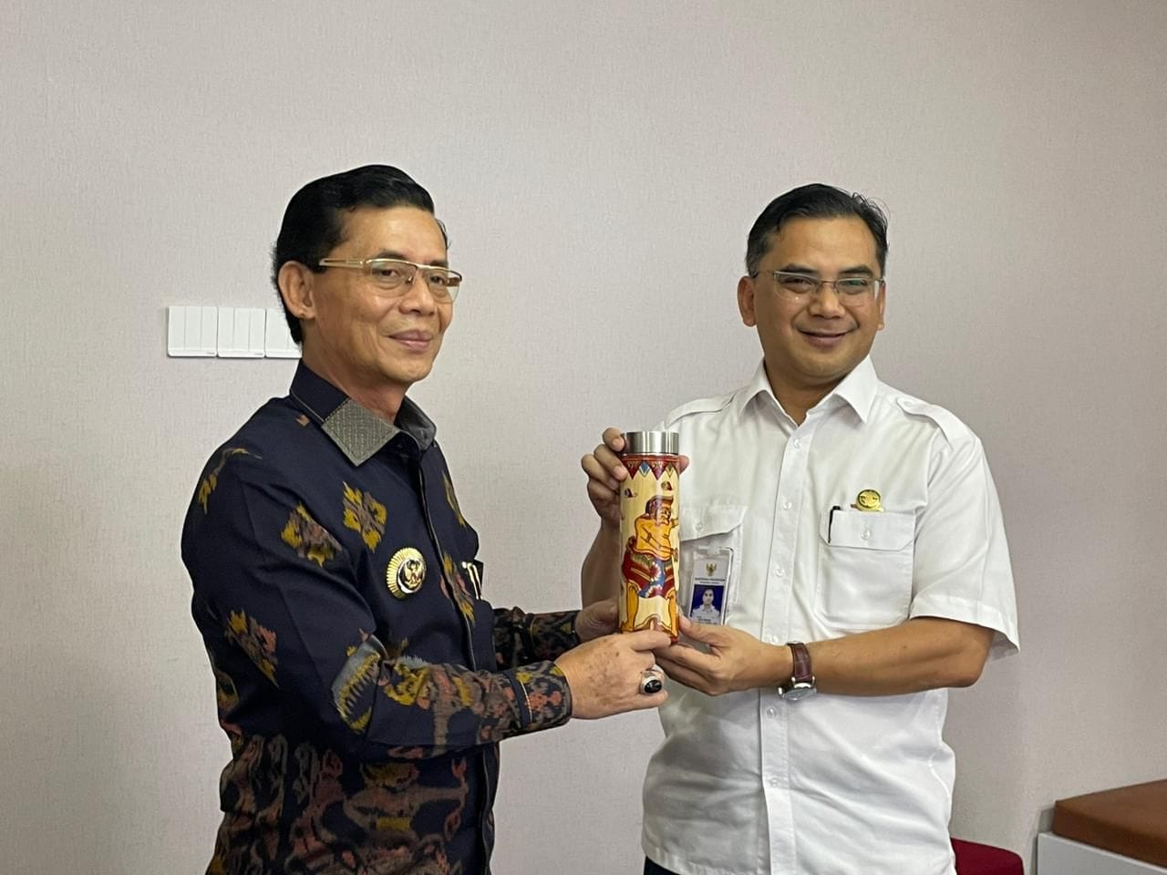 Bupati Made Satria Perjuangkan Pelabuhan Ro-Ro Pesinggahan demi Logistik Murah ke Nusa Penida