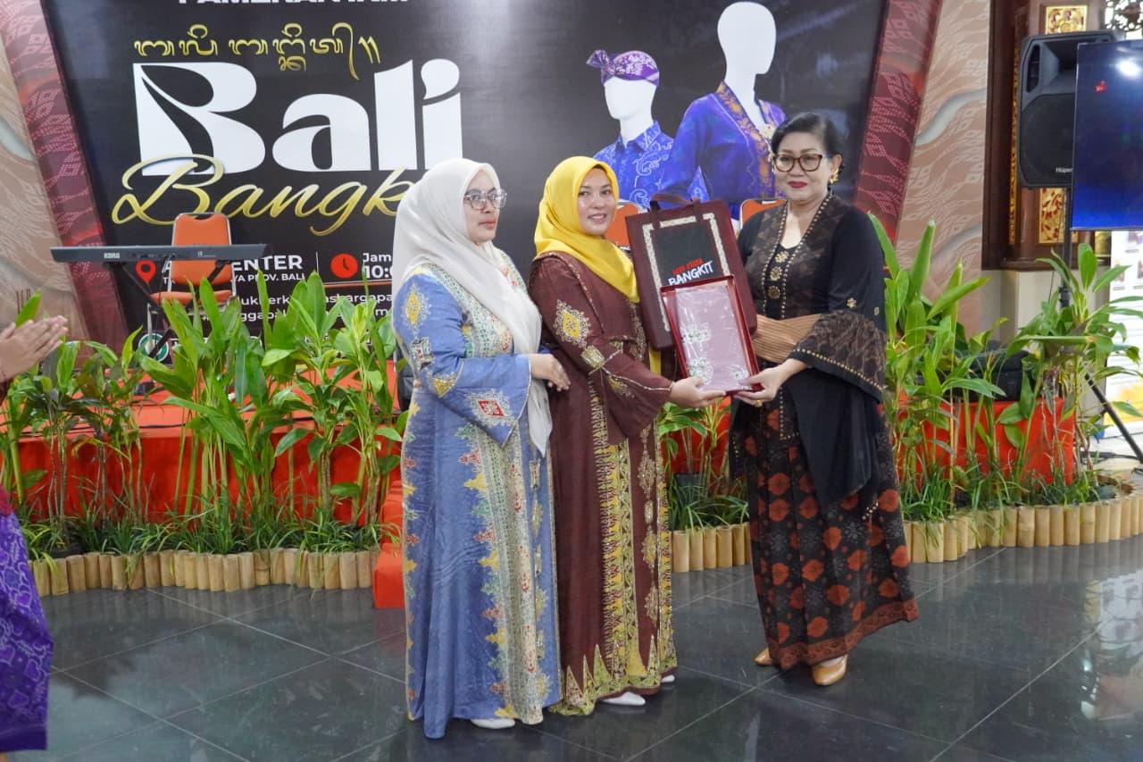 Kagumi IKM Bali Bangkit, Dekranasda Aceh Utara Boyong Strategi Putri Koster