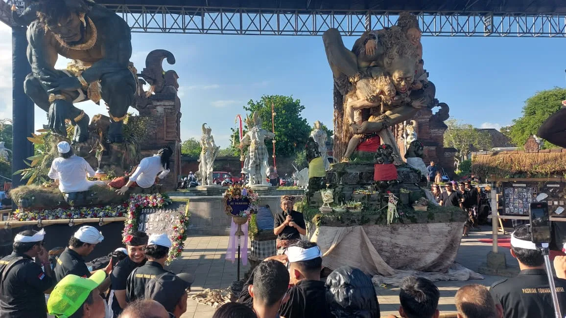 Ogoh-ogoh “Tugu Mayang” Garapan ST Pandawa Ubud Sabet Juara I Tingkat Kabupaten Gianyar